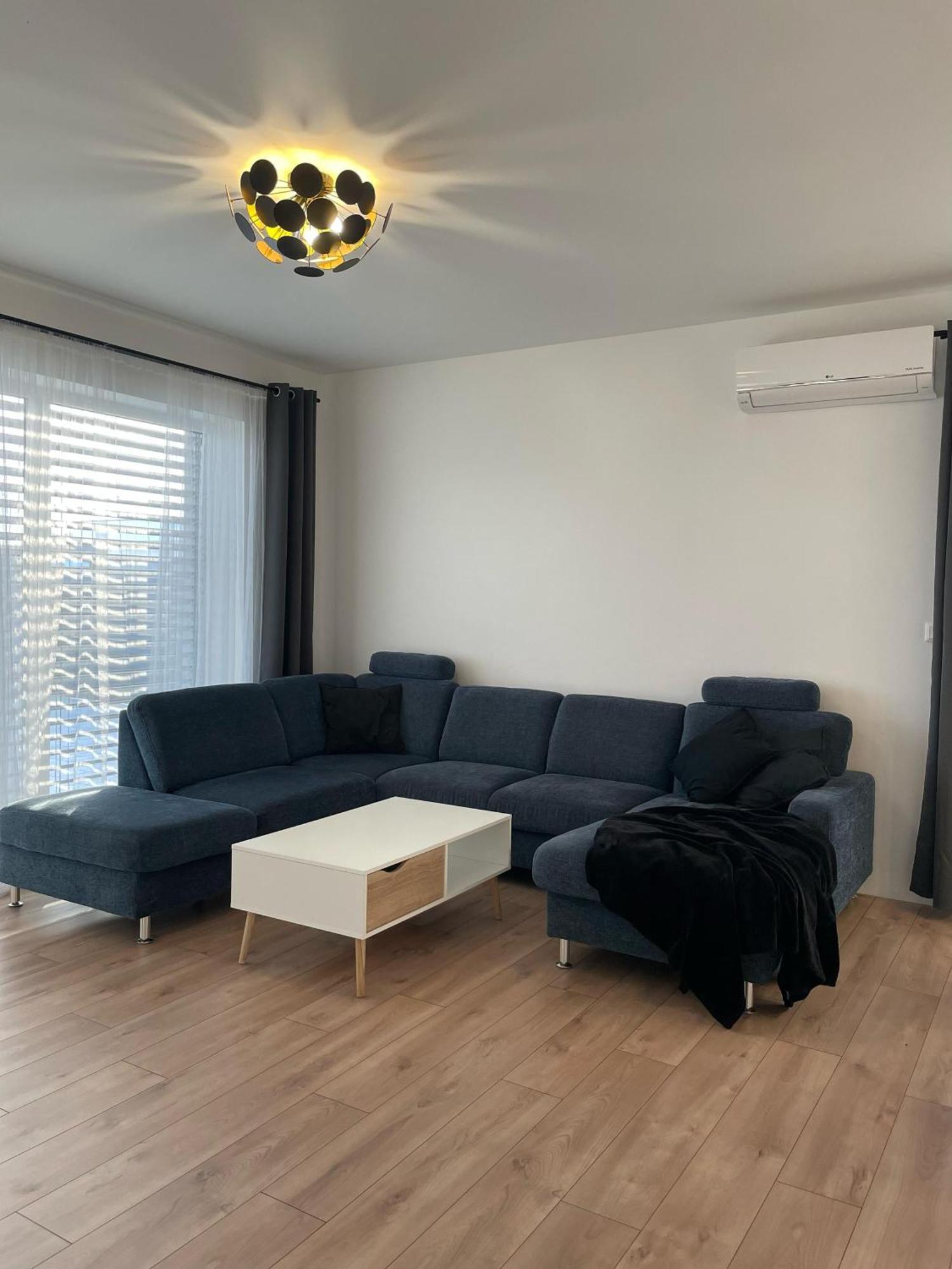 Klimatizovany Apartmanovy Dom, S Virivkou, 1B Senec Exterior photo